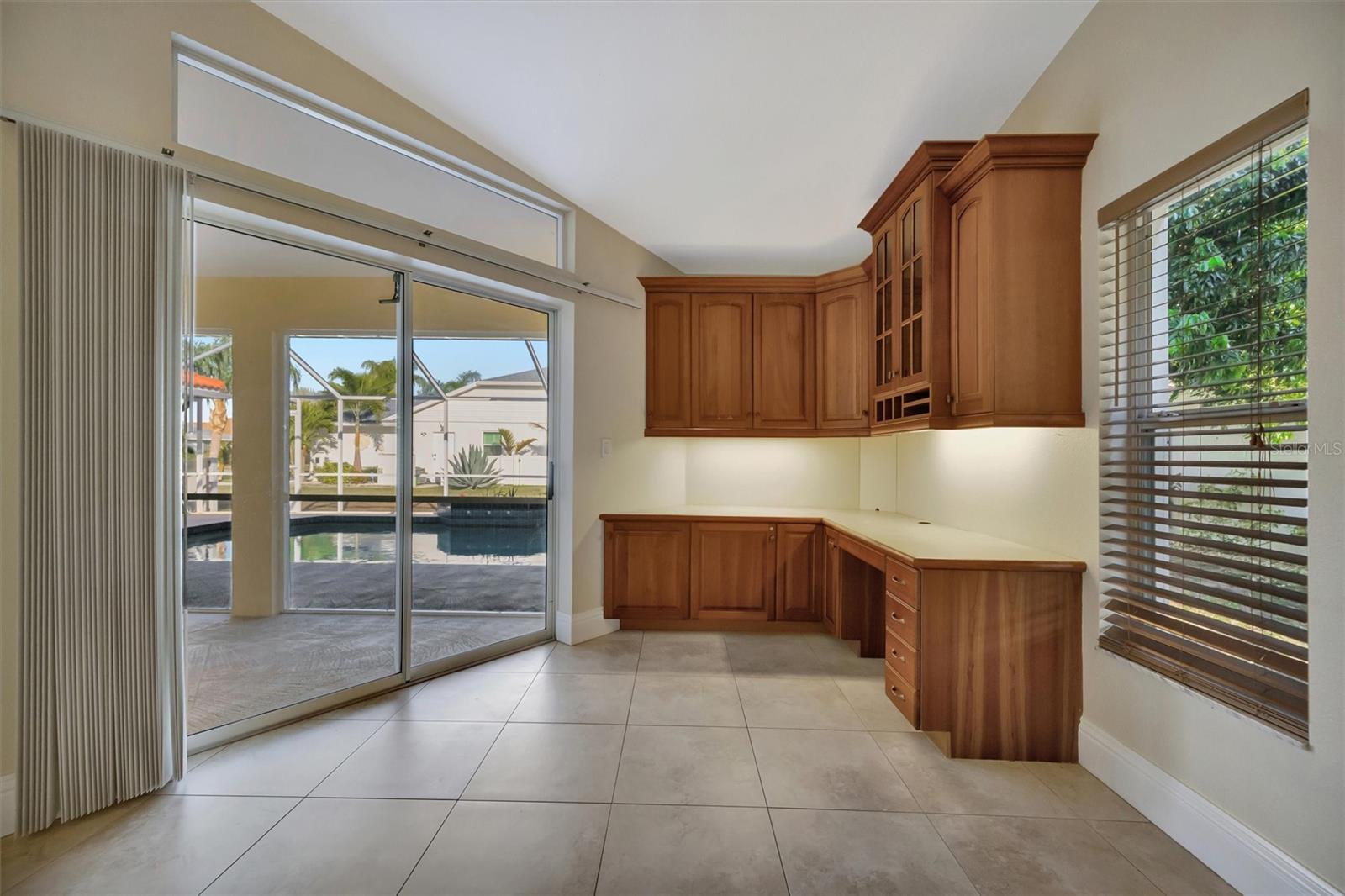 Image 21 of 31 For 4851 Wood Pointe Way