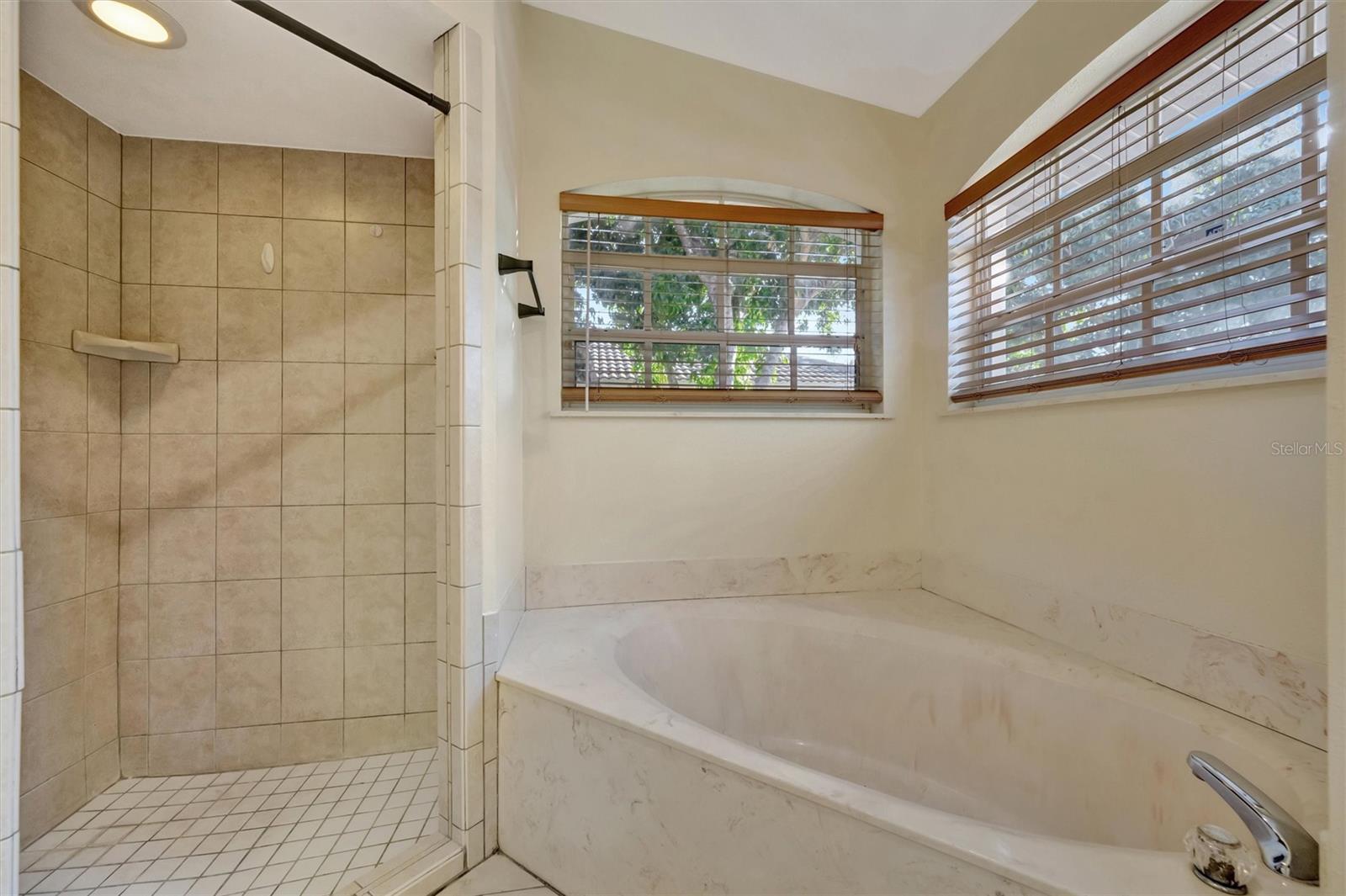 Image 24 of 31 For 4851 Wood Pointe Way