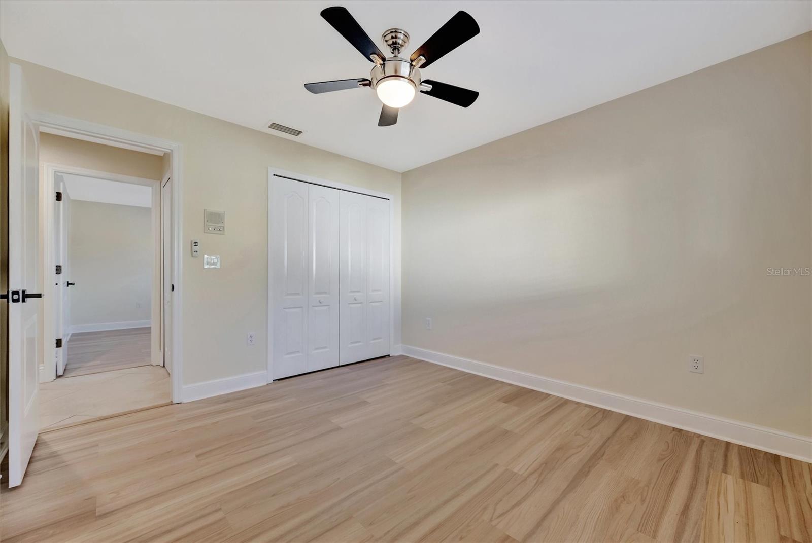 Image 27 of 31 For 4851 Wood Pointe Way