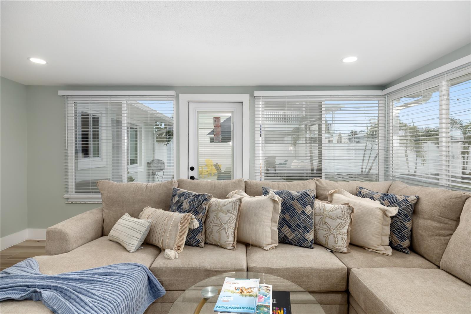 Image 21 of 65 For 3719 118th Street W