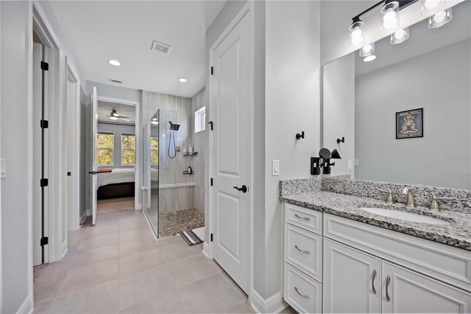 Image 19 of 56 For 14514 20th Street E