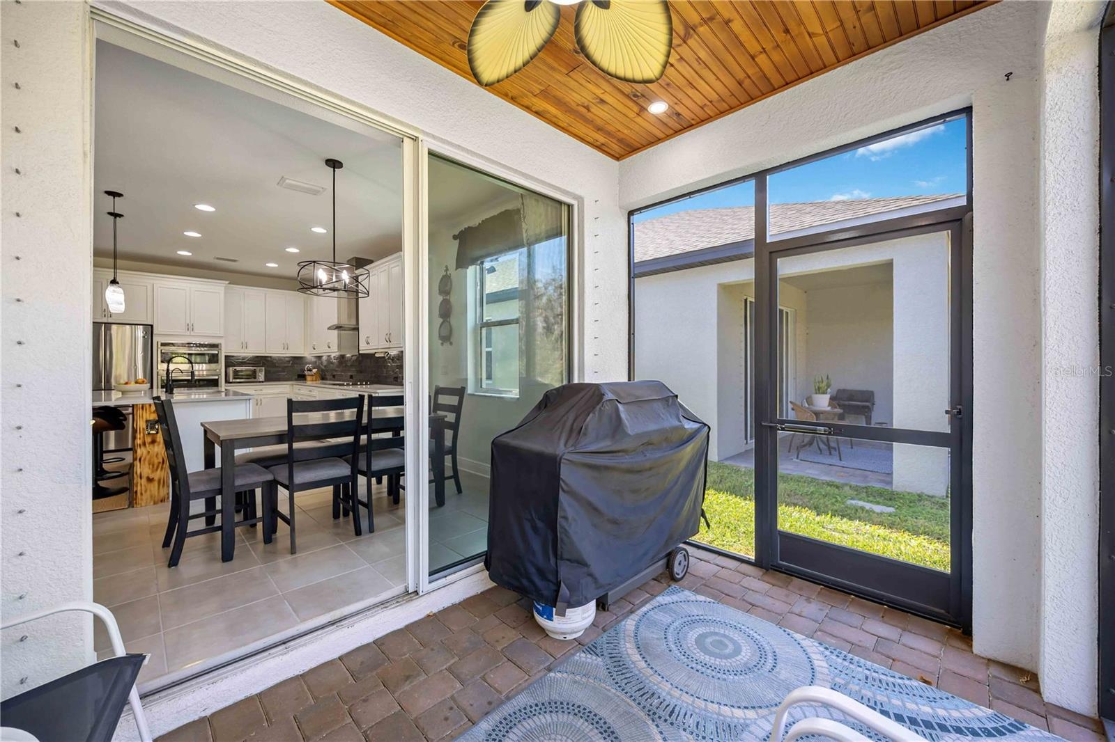 Image 32 of 56 For 14514 20th Street E