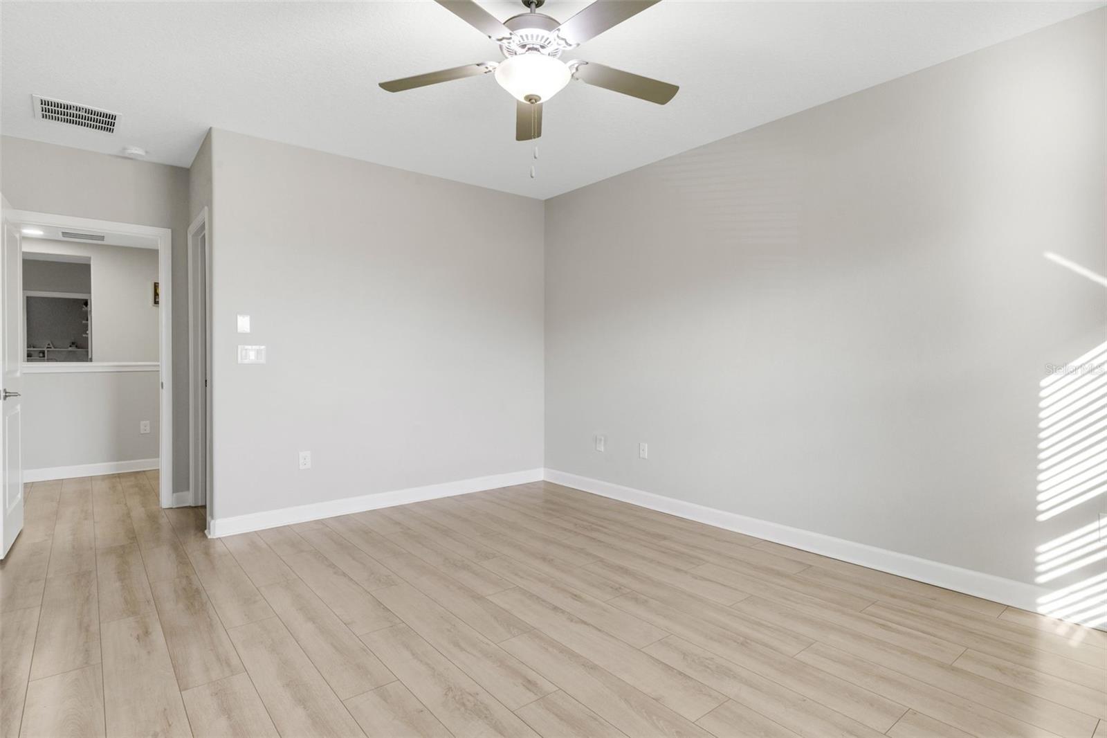 Image 16 of 36 For 6814 Via Perloso Court