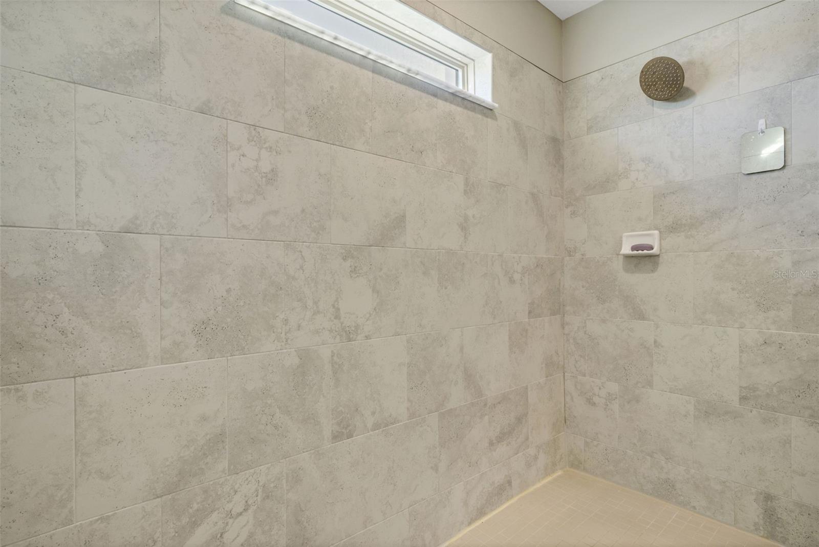 Image 21 of 36 For 6814 Via Perloso Court