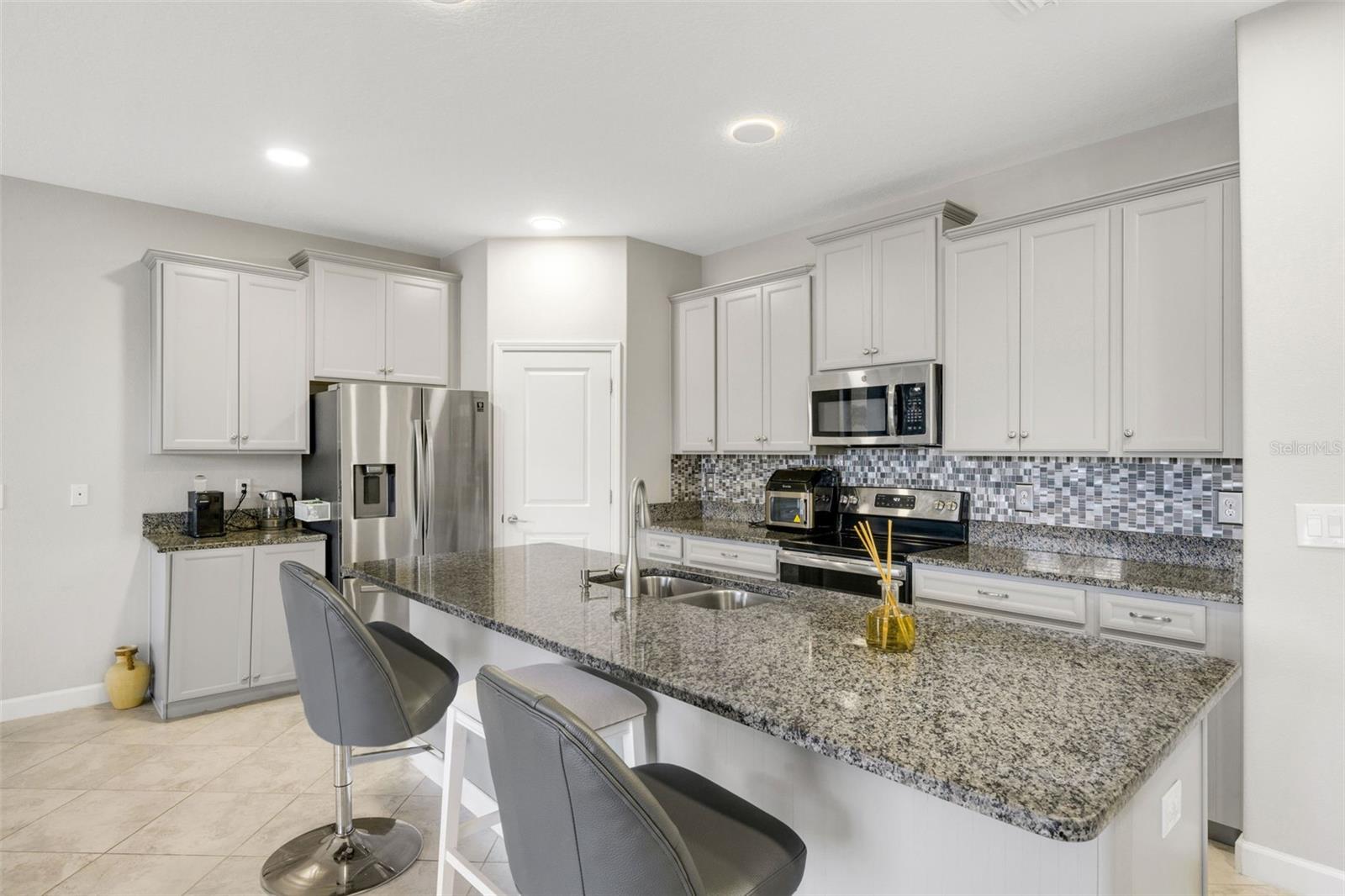 Image 3 of 36 For 6814 Via Perloso Court