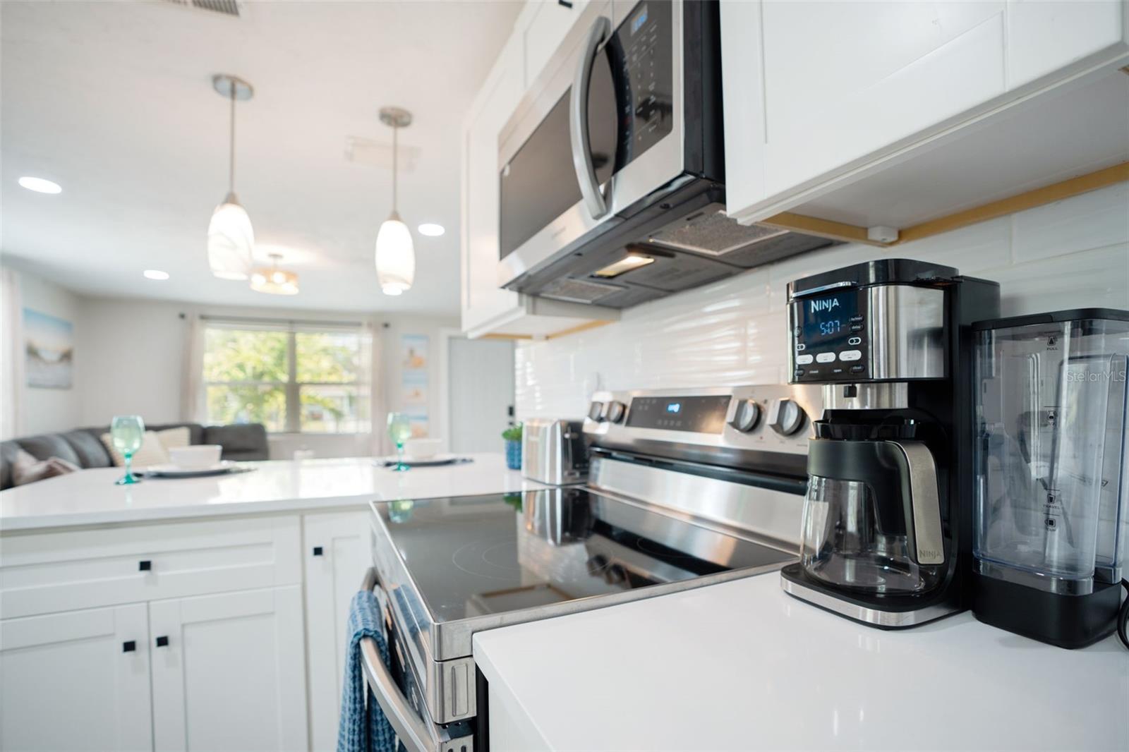 Image 11 of 55 For 1004 67th Avenue W