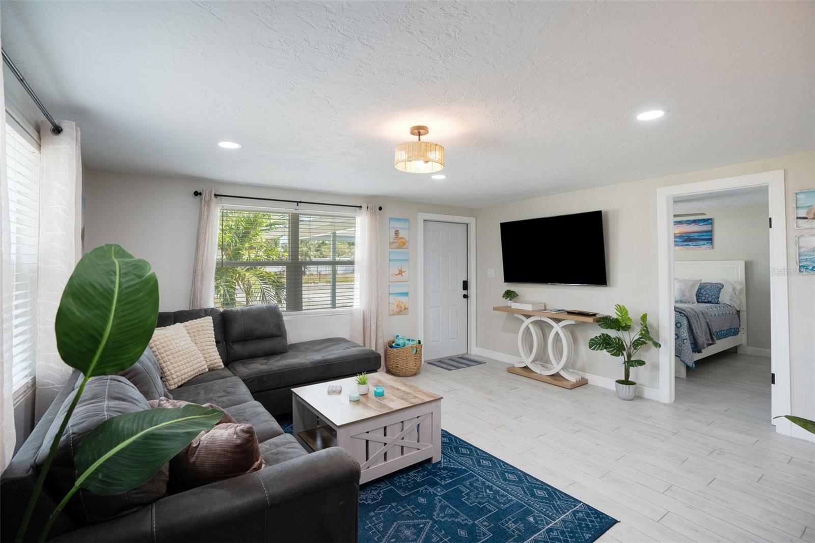 Image 18 of 55 For 1004 67th Avenue W