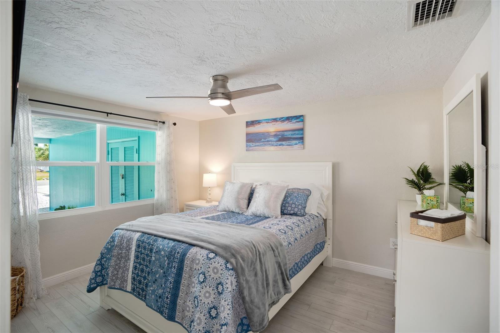 Image 20 of 55 For 1004 67th Avenue W