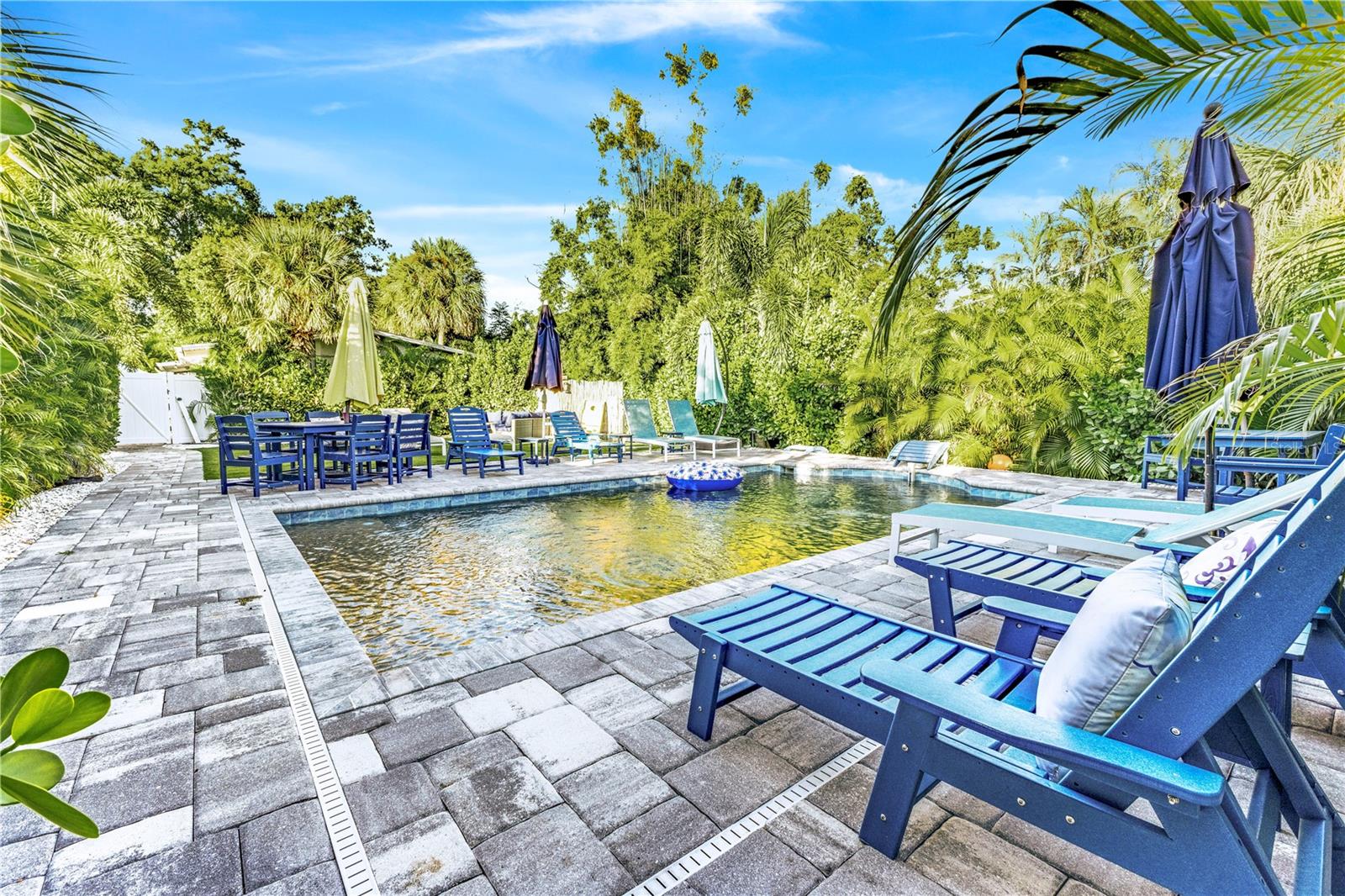 Image 69 of 72 For 2051 Roselawn Street