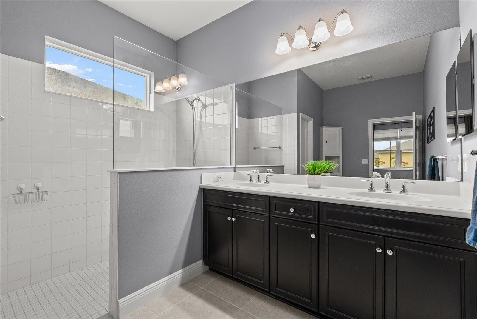 Image 25 of 48 For 12709 Lake Silver Avenue