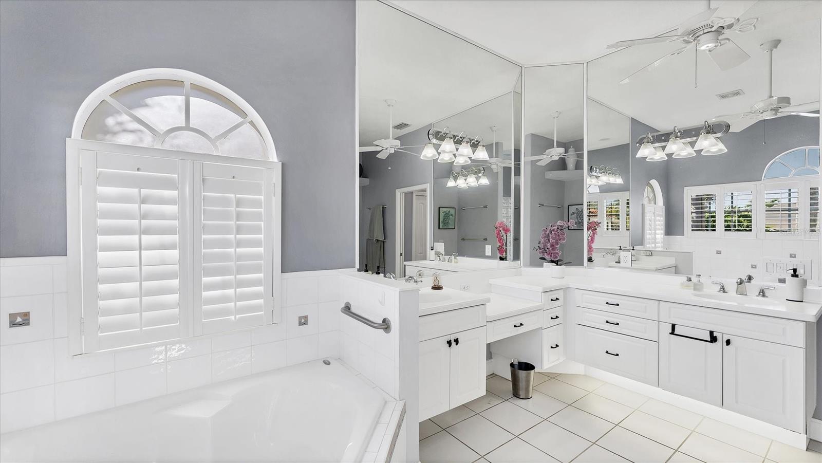 Image 45 of 78 For 4627 Barracuda Drive