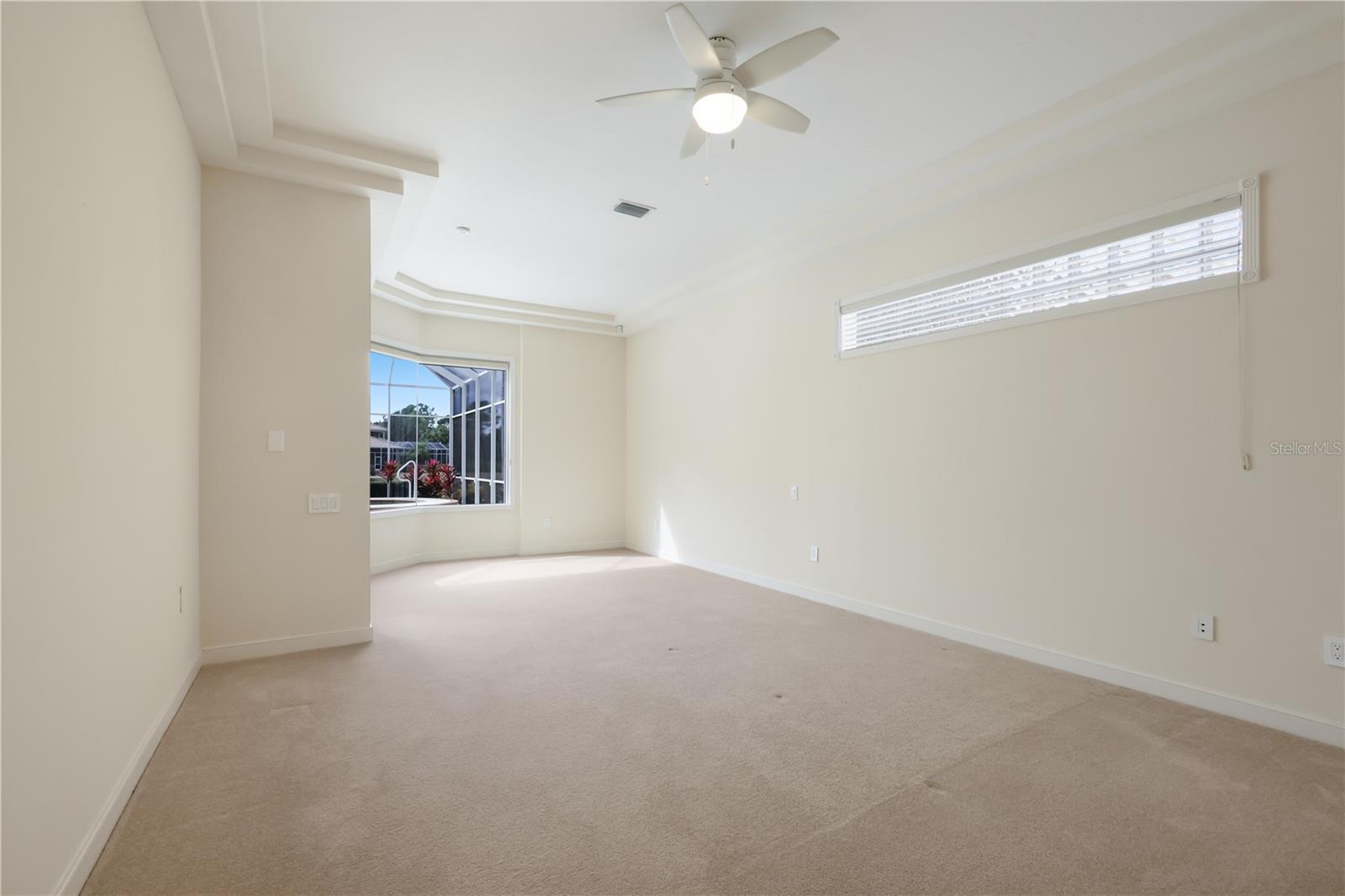 Listing photo id 20 for 7908 Warwick Gardens Lane