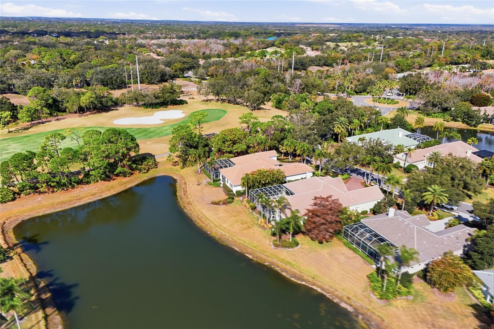 Listing photo id 57 for 7908 Warwick Gardens Lane