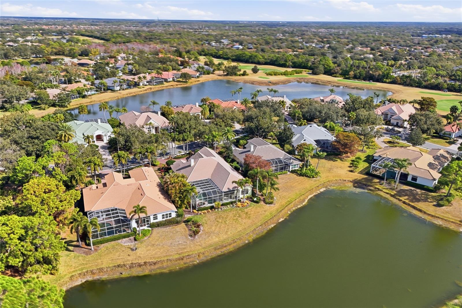 Listing photo id 61 for 7908 Warwick Gardens Lane