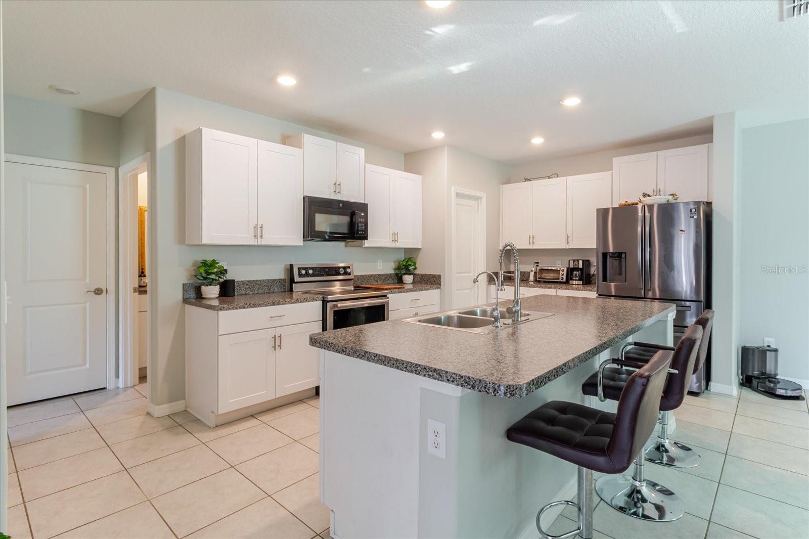 Image 17 of 68 For 4513 Eternal Prince Drive