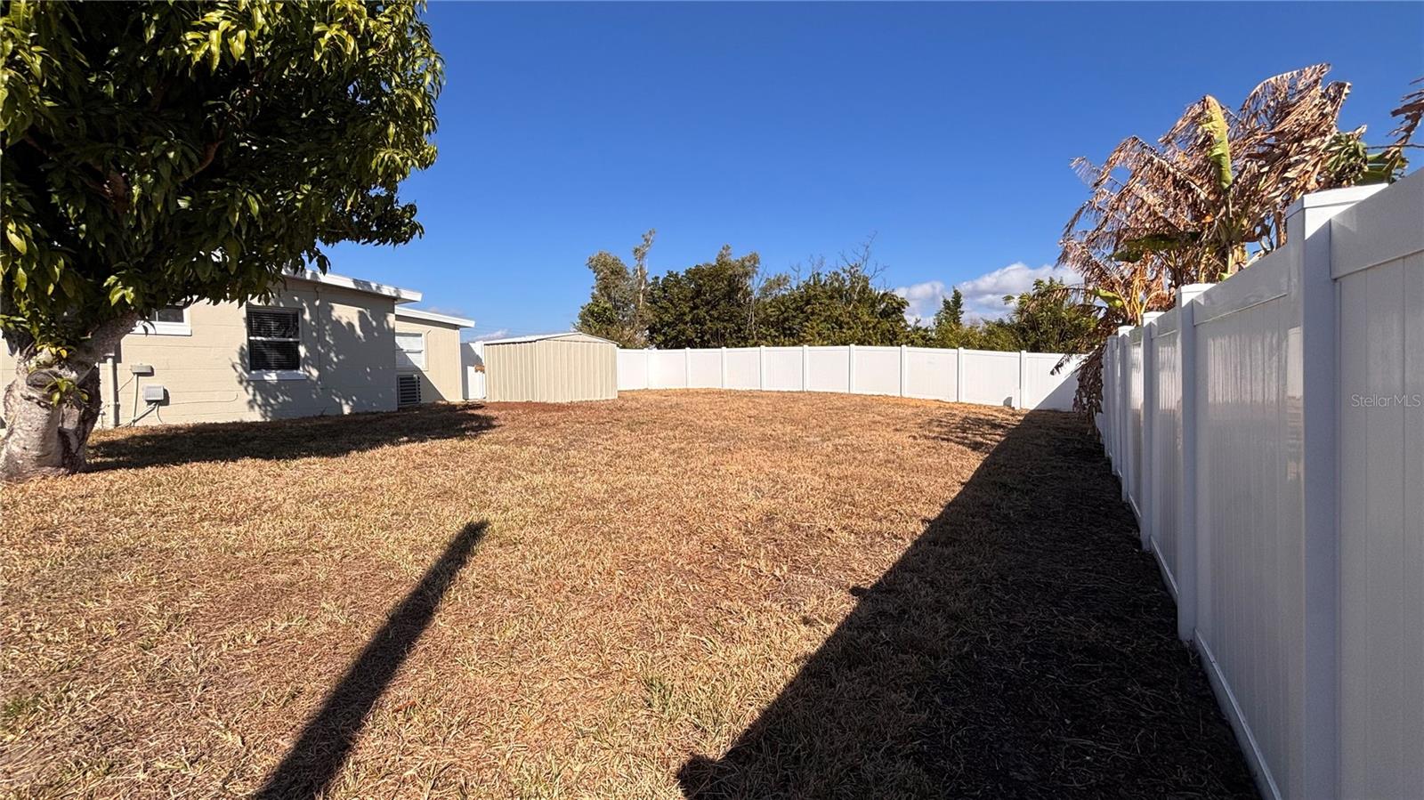 Image 13 of 36 For 21543 Kenyon Avenue