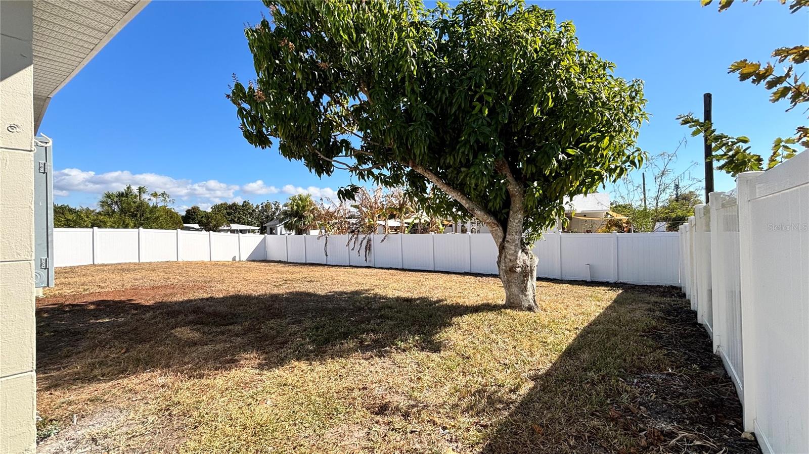 Image 15 of 36 For 21543 Kenyon Avenue