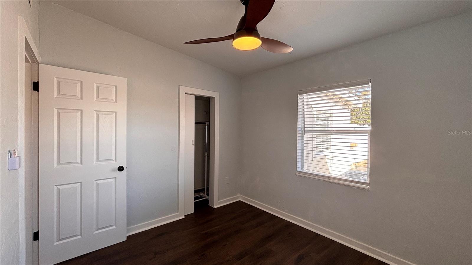 Image 25 of 36 For 21543 Kenyon Avenue