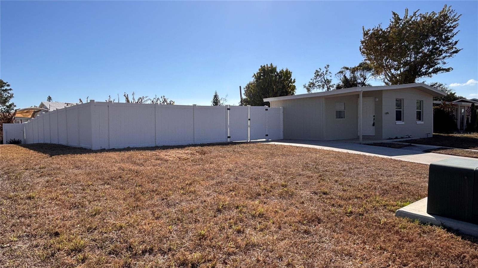 Image 6 of 36 For 21543 Kenyon Avenue