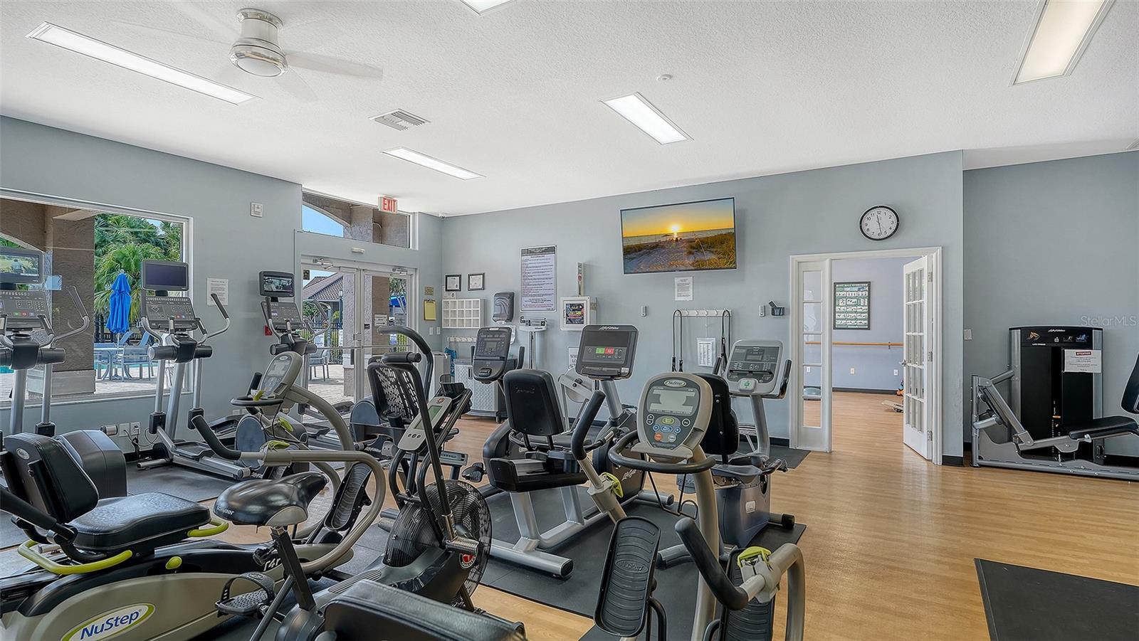 Image 71 of 78 For 9447 Forest Hills Circle