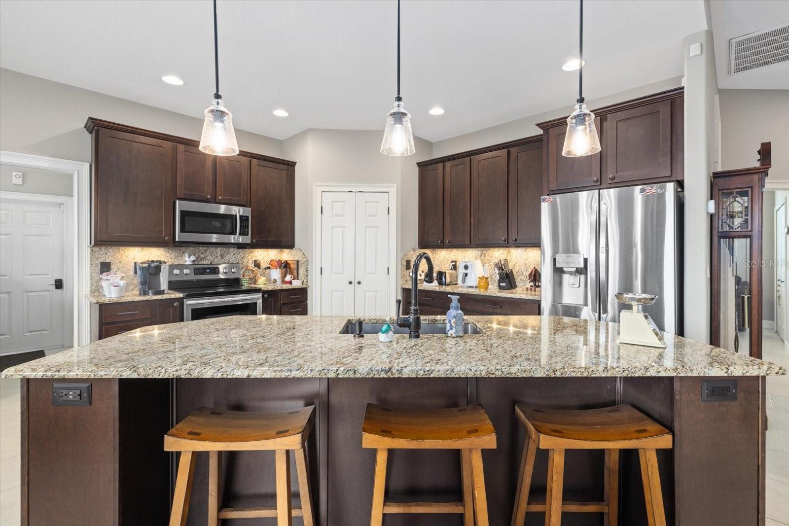 Image 15 of 46 For 731 Eldorado Drive