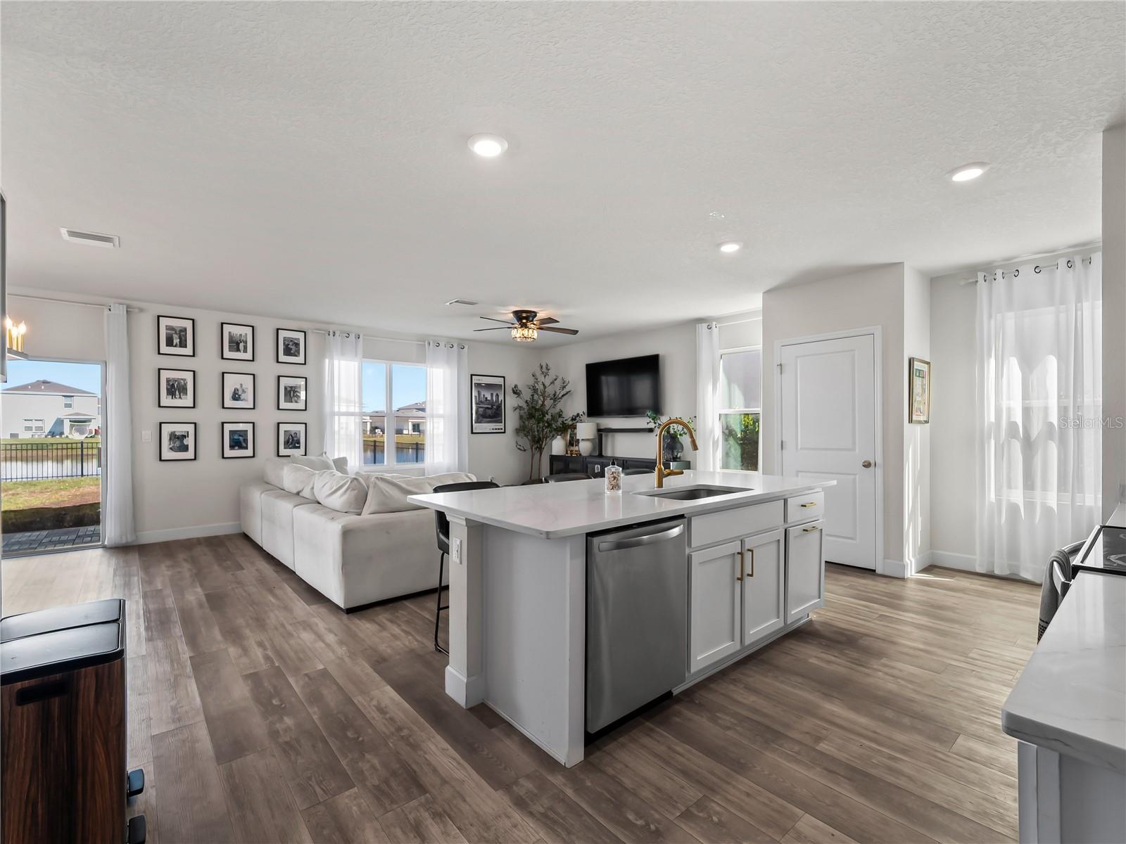 Image 11 of 70 For 16819 Yard Spring Drive