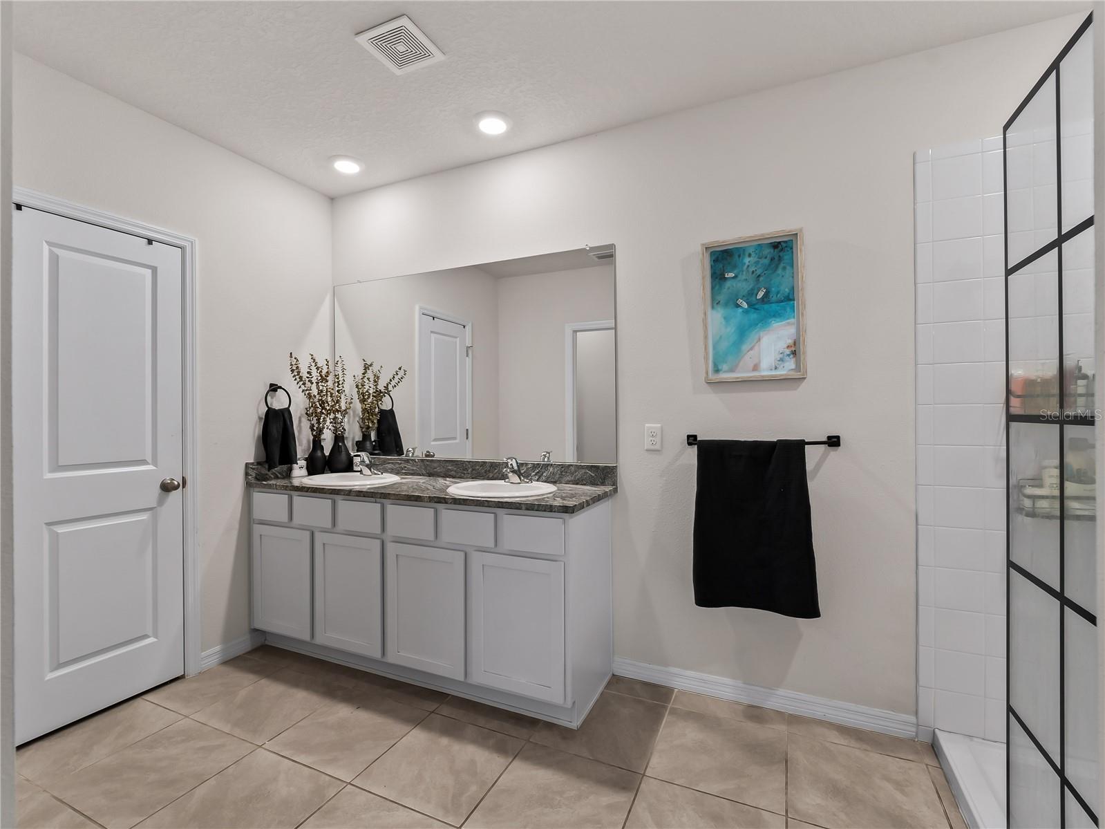 Image 22 of 70 For 16819 Yard Spring Drive