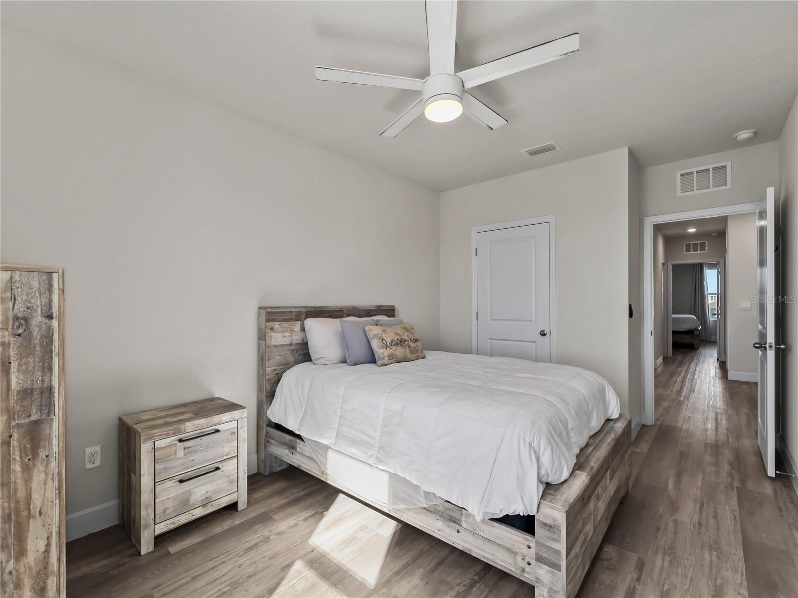 Image 32 of 70 For 16819 Yard Spring Drive