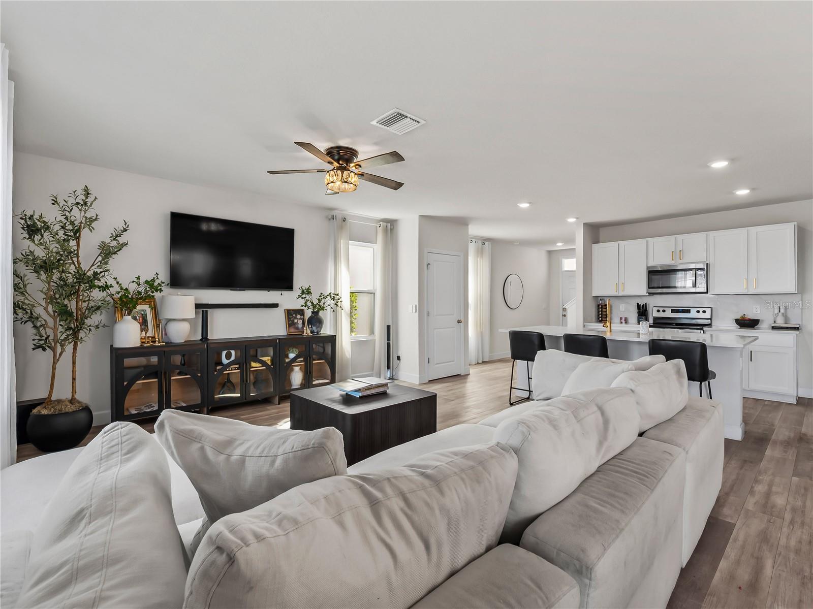 Image 4 of 70 For 16819 Yard Spring Drive