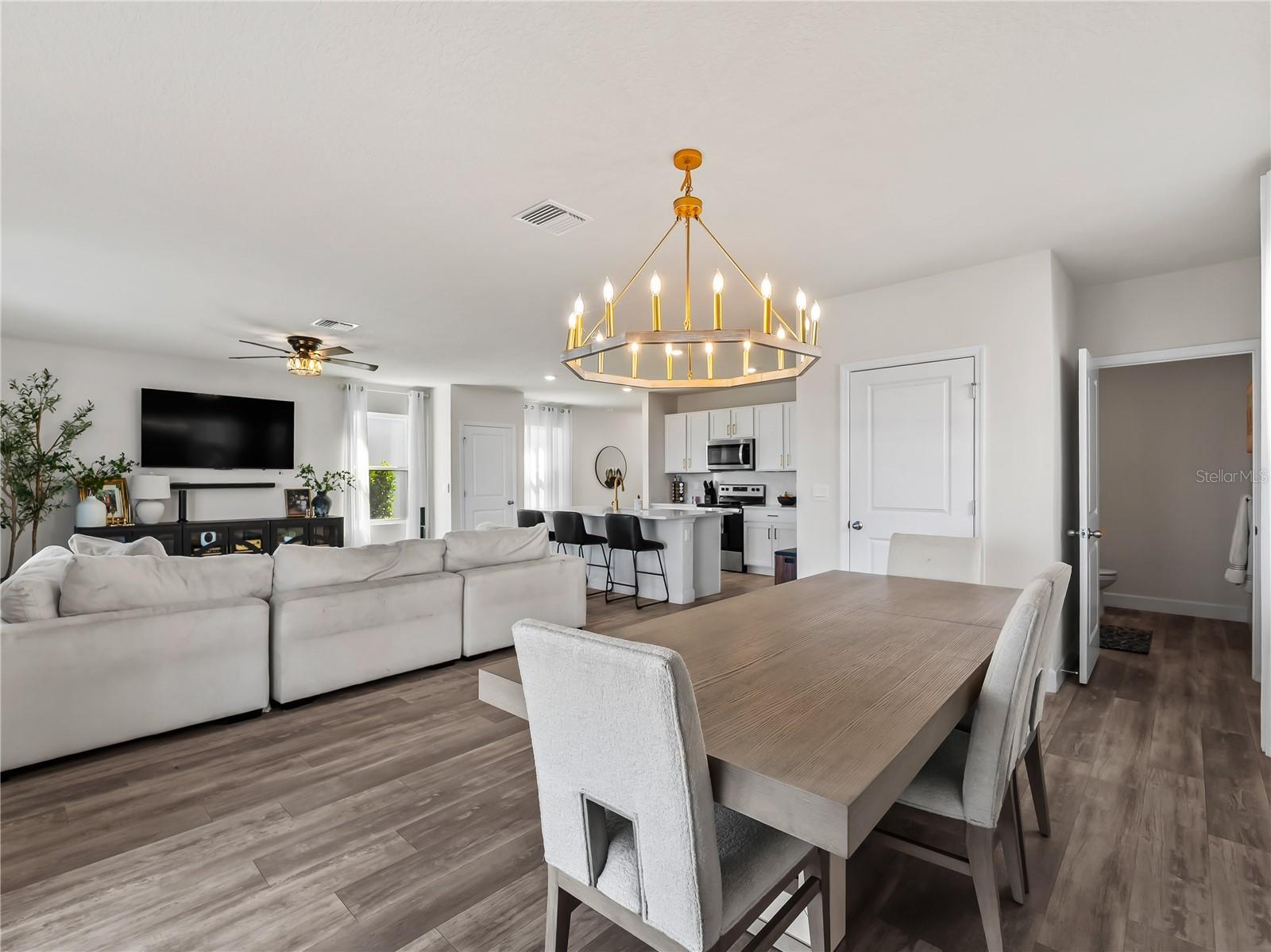 Image 6 of 70 For 16819 Yard Spring Drive