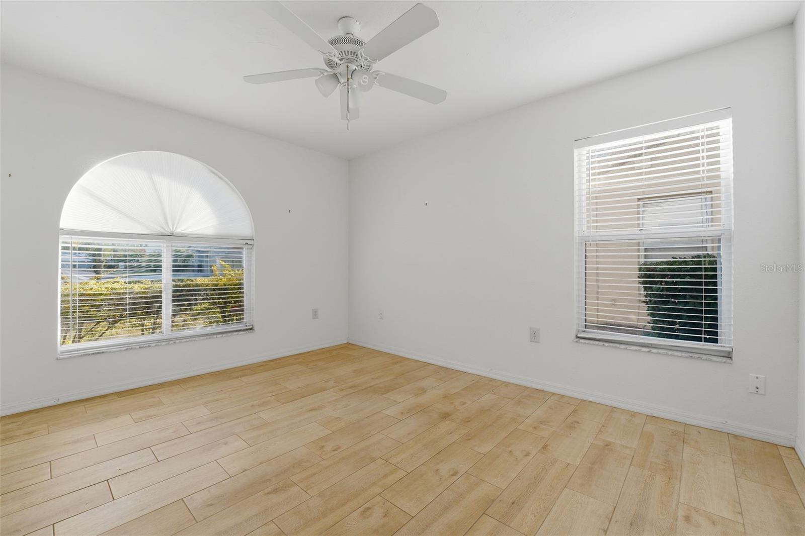 Image 16 of 23 For 5744 Antibes Street 3059