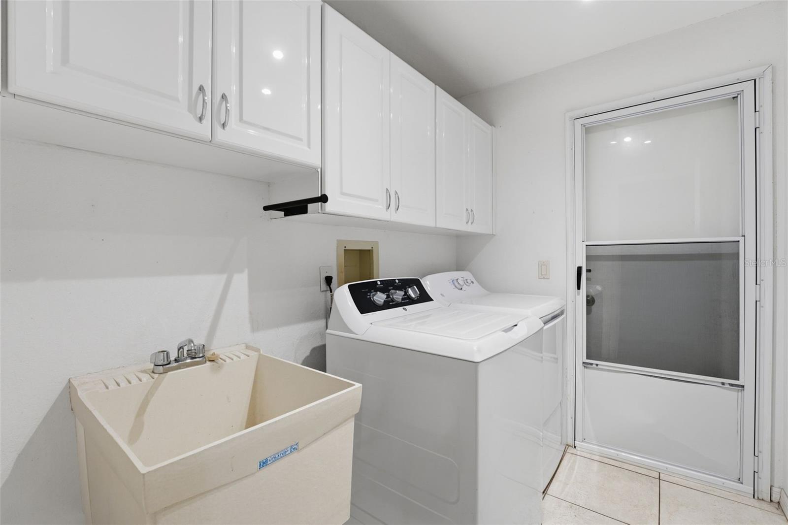 Image 18 of 23 For 5744 Antibes Street 3059