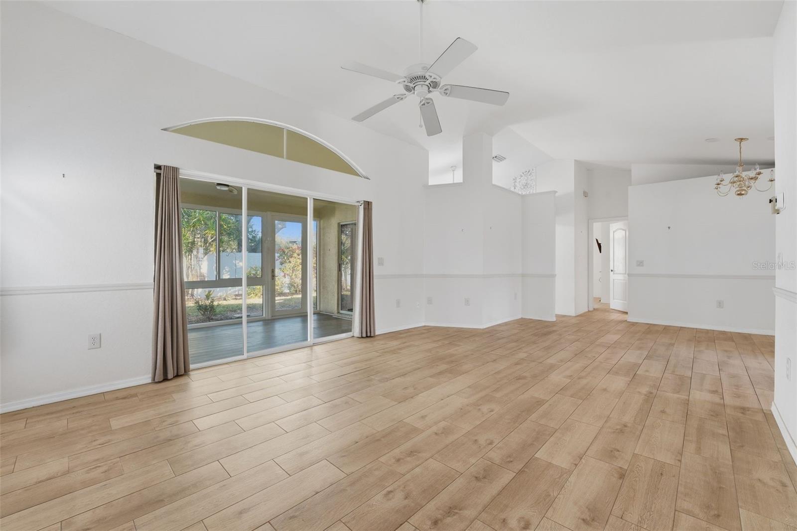 Image 9 of 23 For 5744 Antibes Street 3059