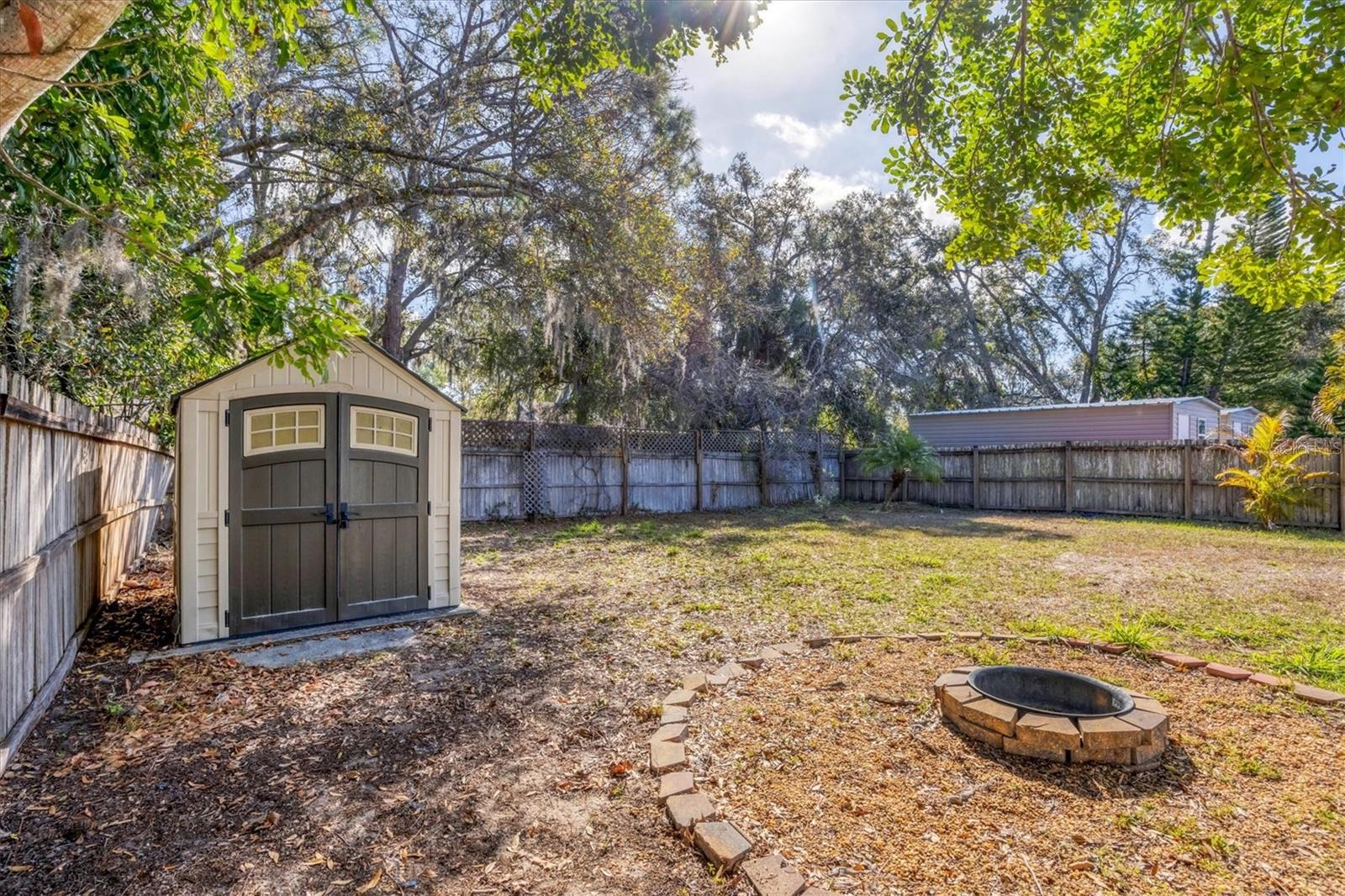 Image 32 of 33 For 2111 Vinson Avenue