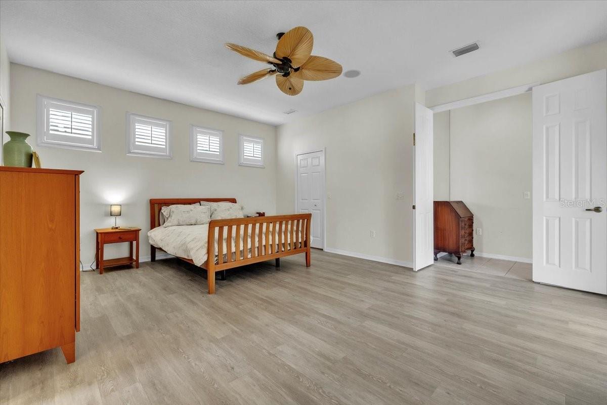 Image 23 of 58 For 7626 Desert Inn Way