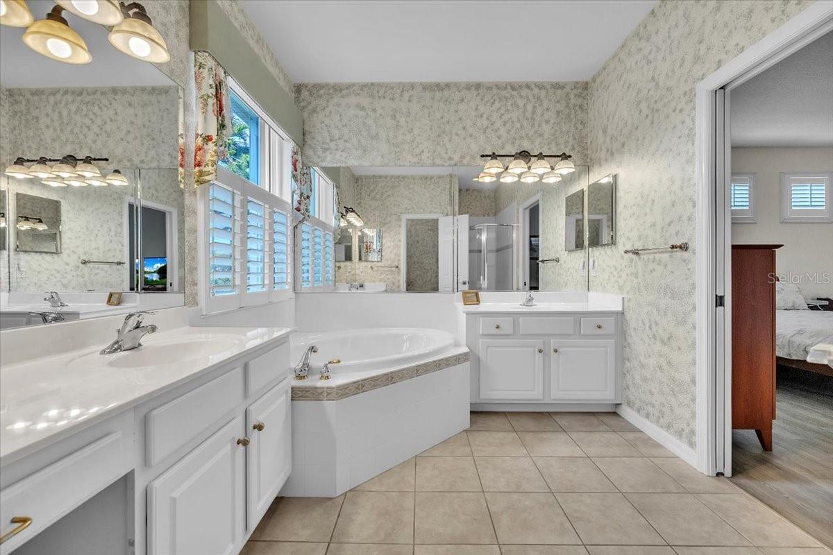 Image 30 of 58 For 7626 Desert Inn Way