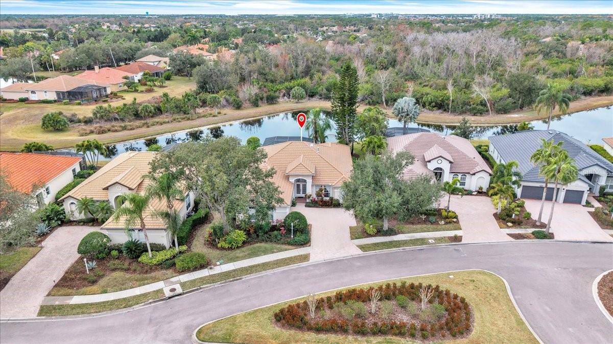 Image 4 of 58 For 7626 Desert Inn Way