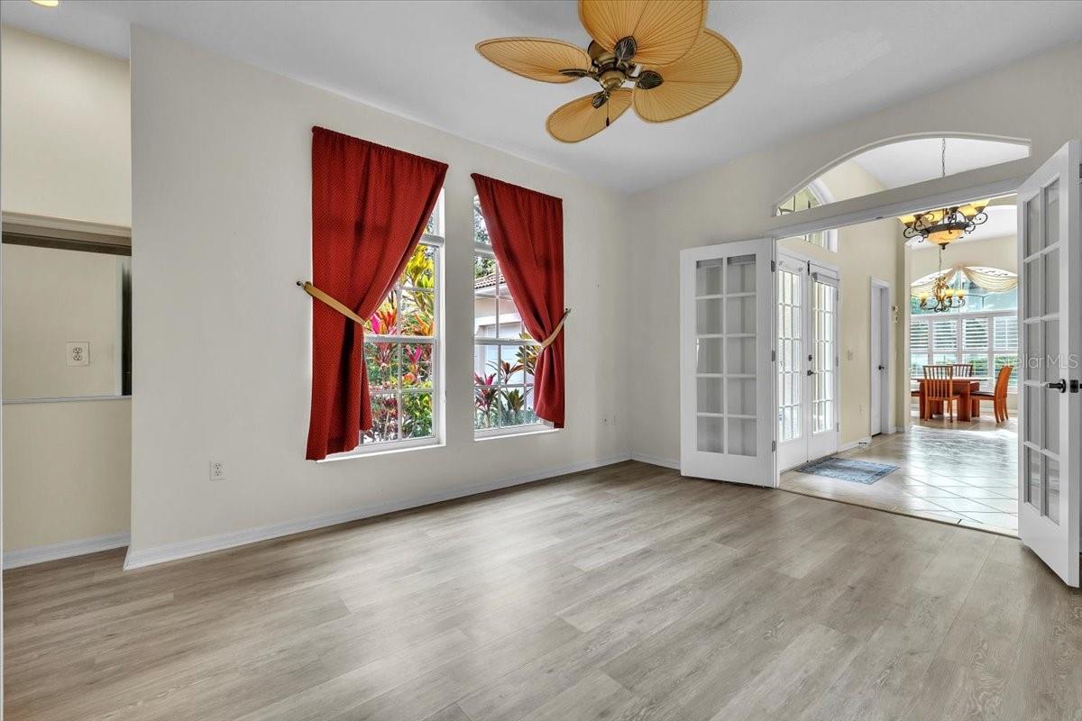 Image 40 of 58 For 7626 Desert Inn Way