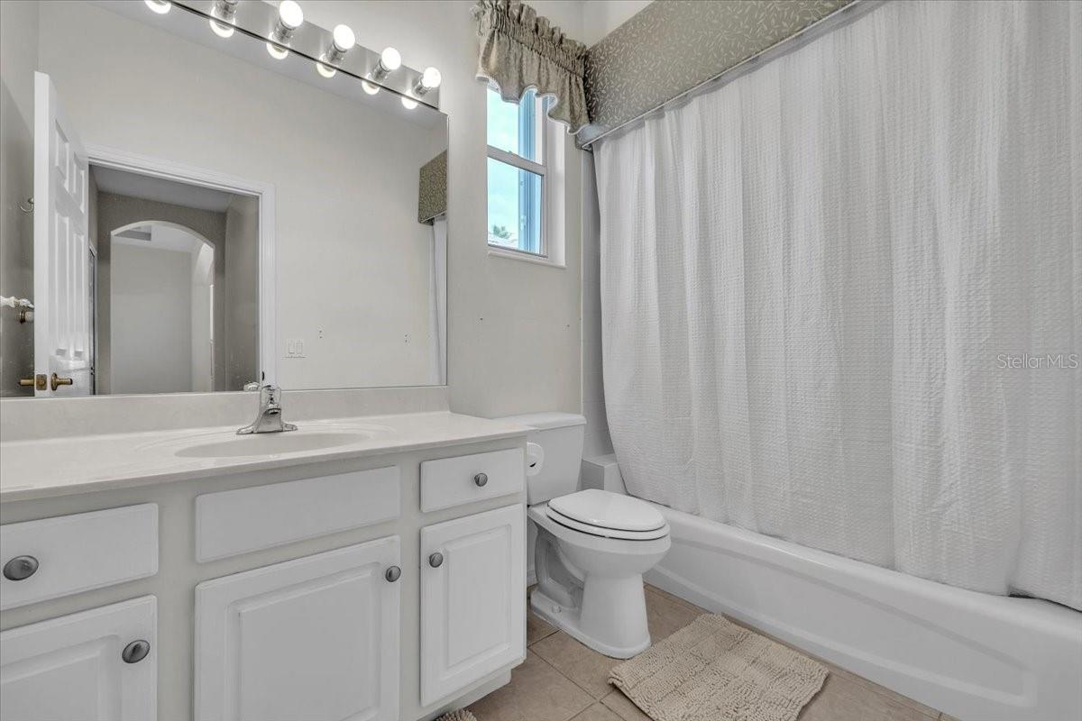 Image 42 of 58 For 7626 Desert Inn Way