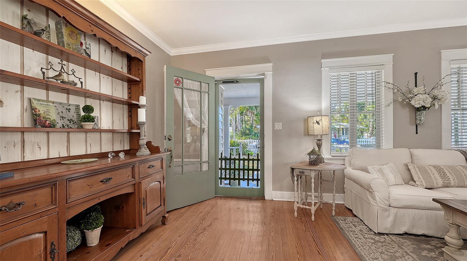 Image 6 of 50 For 1751 Floyd Street