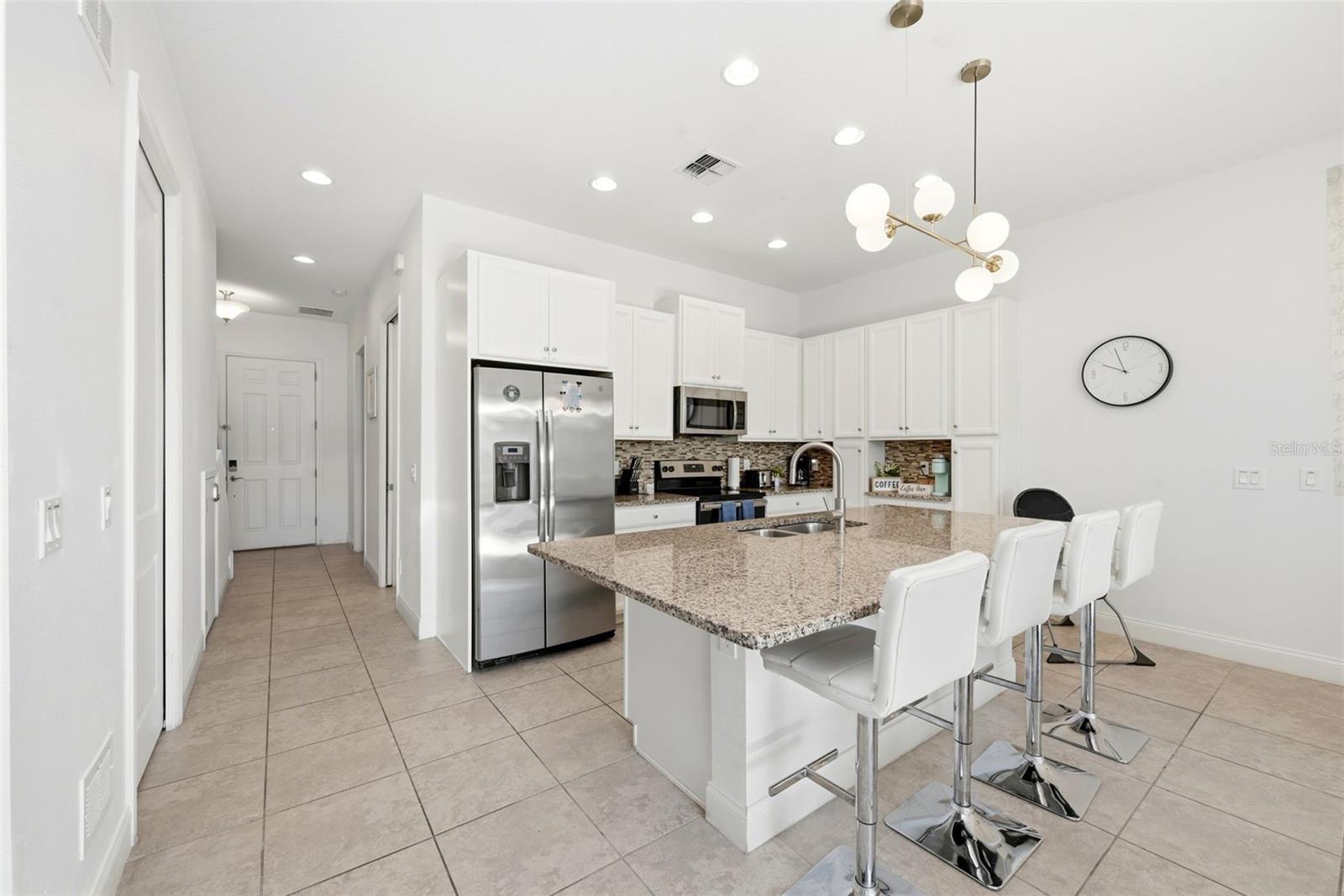 Image 10 of 50 For 147 Captiva Drive