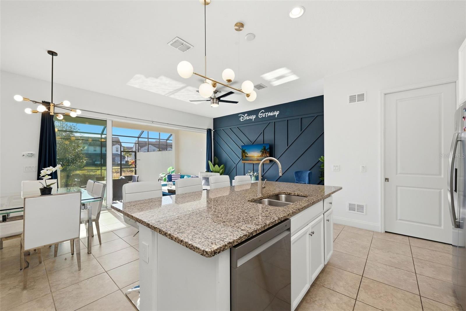 Image 13 of 50 For 147 Captiva Drive