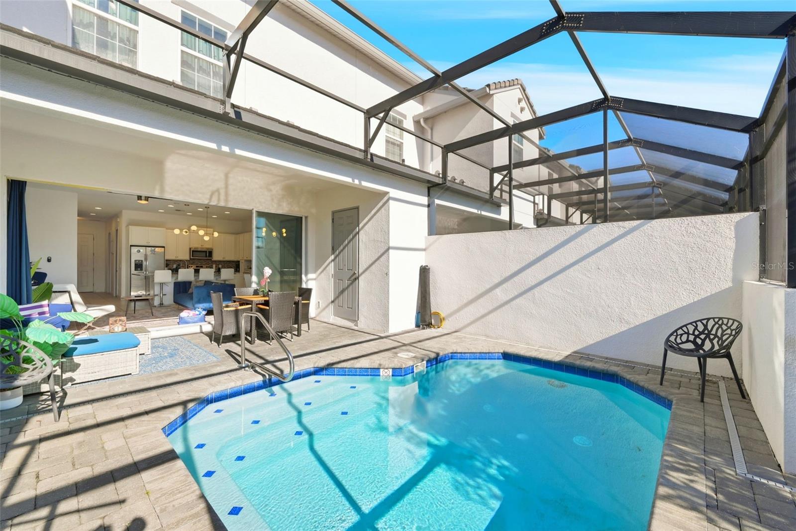 Image 2 of 50 For 147 Captiva Drive