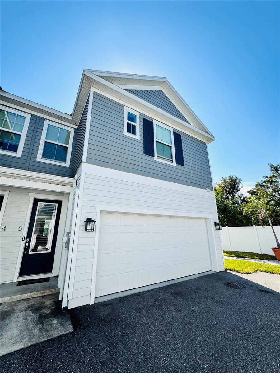 Image 2 of 6 For 6617 Manhattan Avenue 5