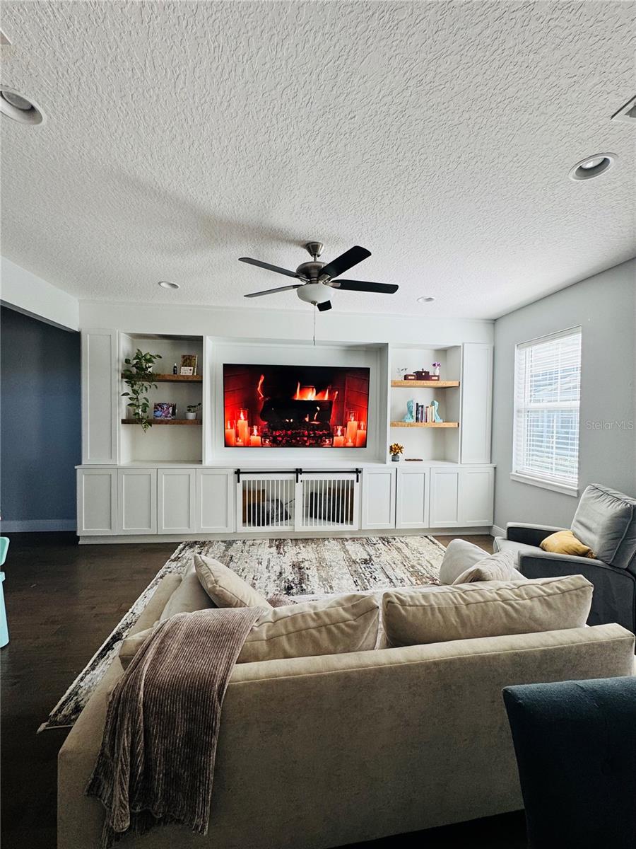 Image 4 of 6 For 6617 Manhattan Avenue 5