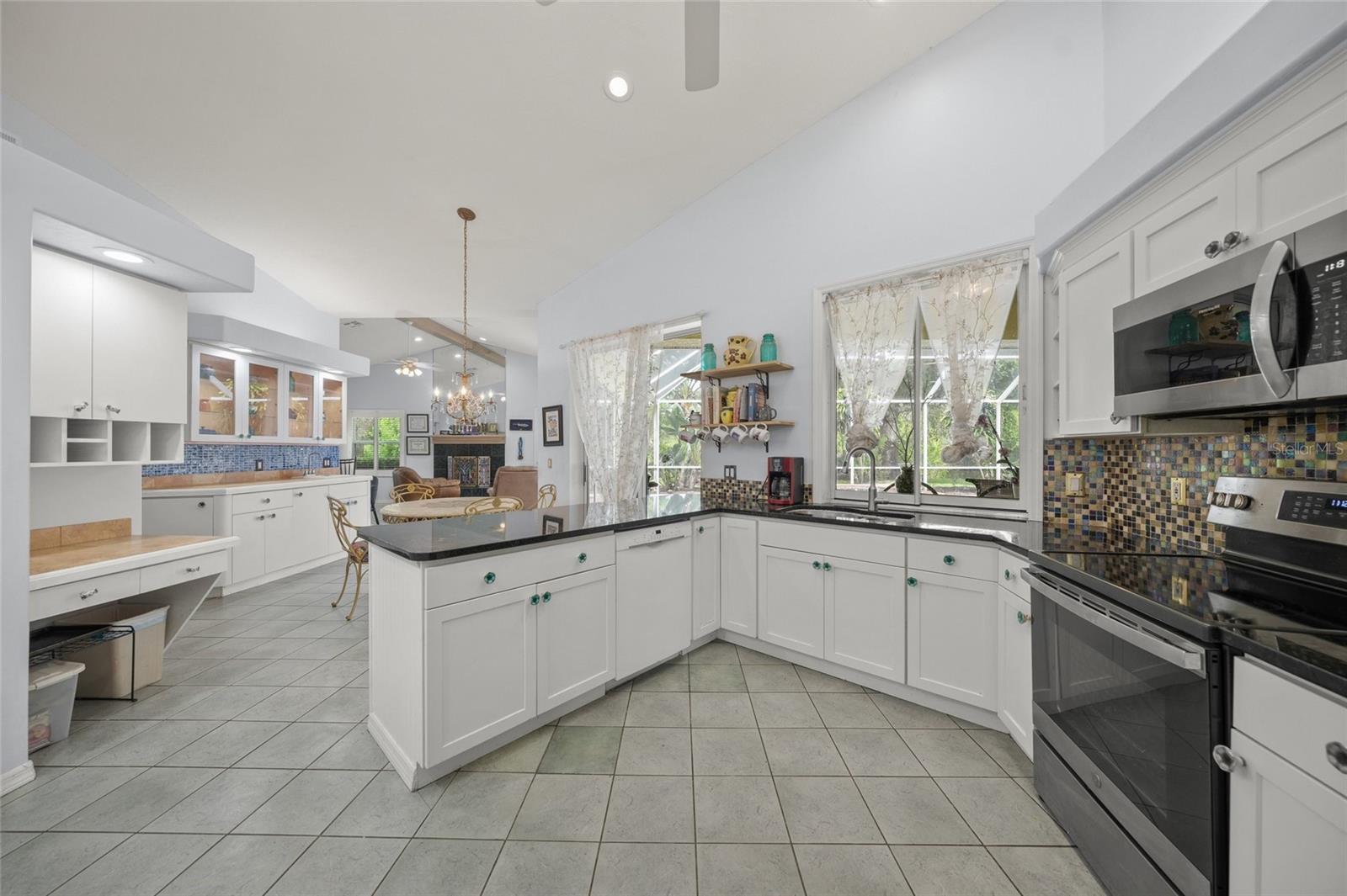 Image 14 of 78 For 8452 Eagle Preserve Way