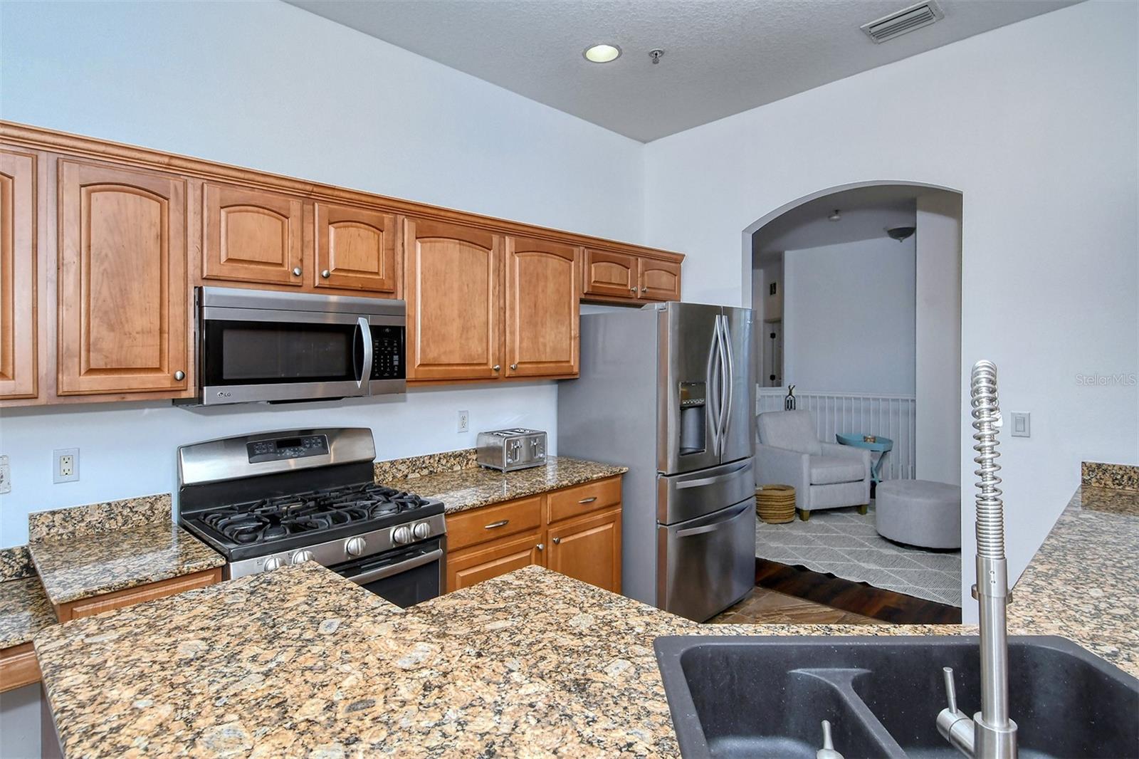 Image 17 of 73 For 8363 Miramar Way 203