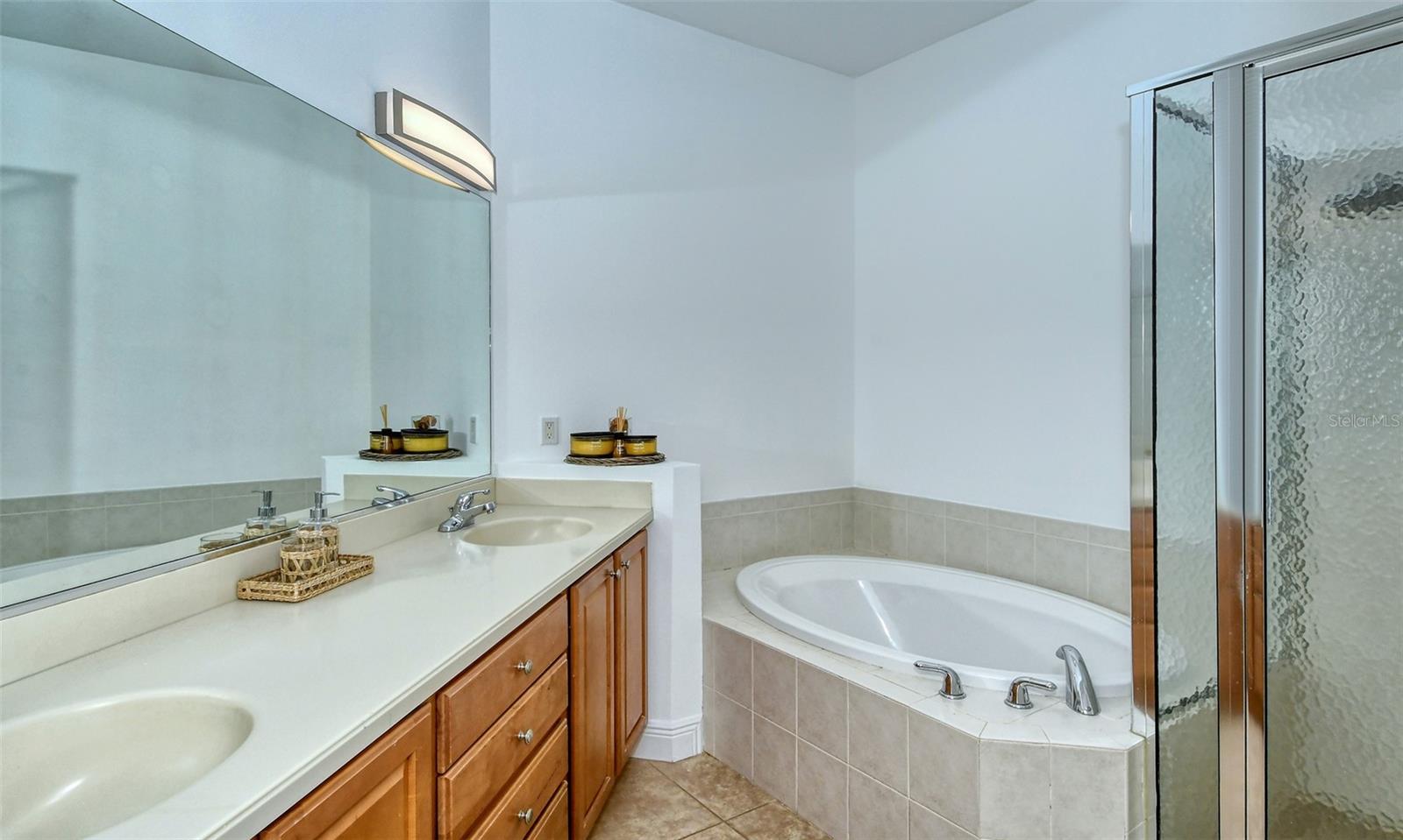 Image 24 of 73 For 8363 Miramar Way 203