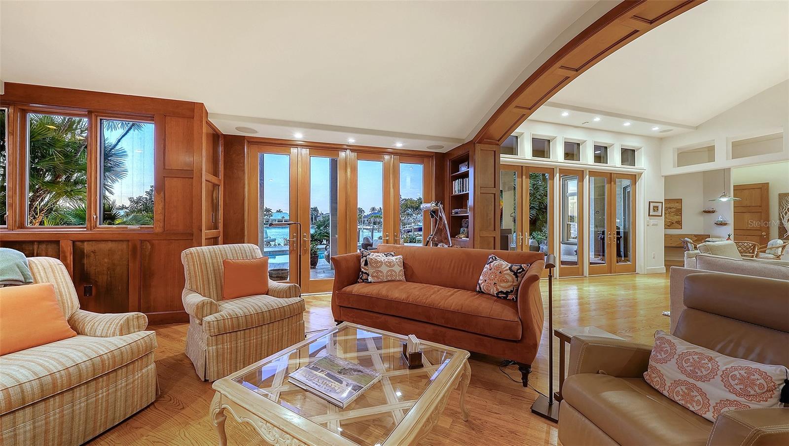 Image 20 of 65 For 316 Royal Flamingo Drive