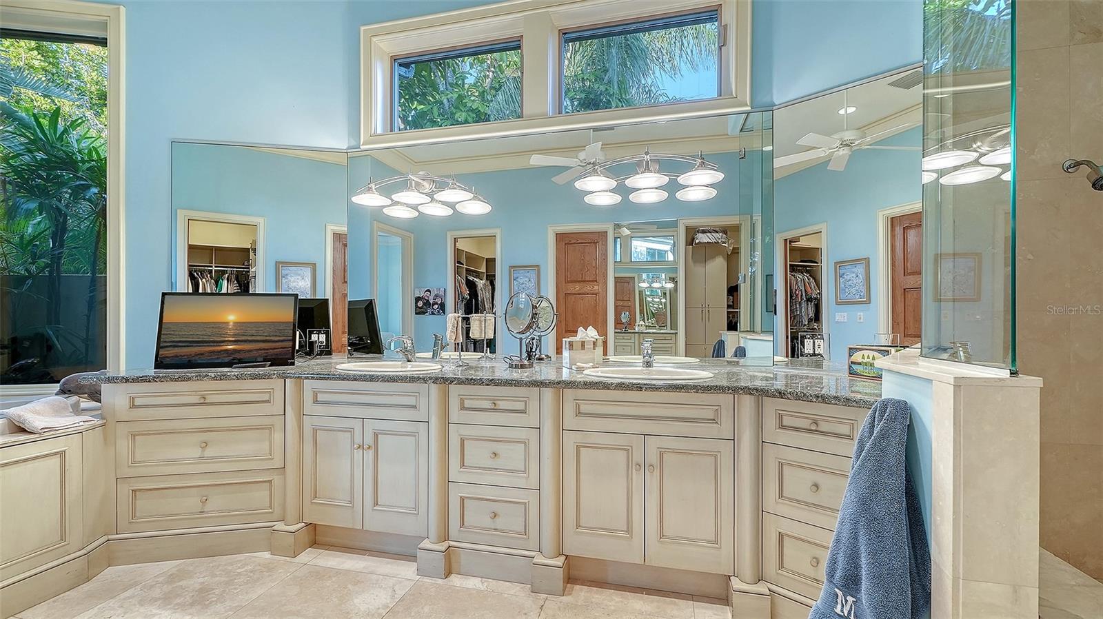 Image 41 of 65 For 316 Royal Flamingo Drive